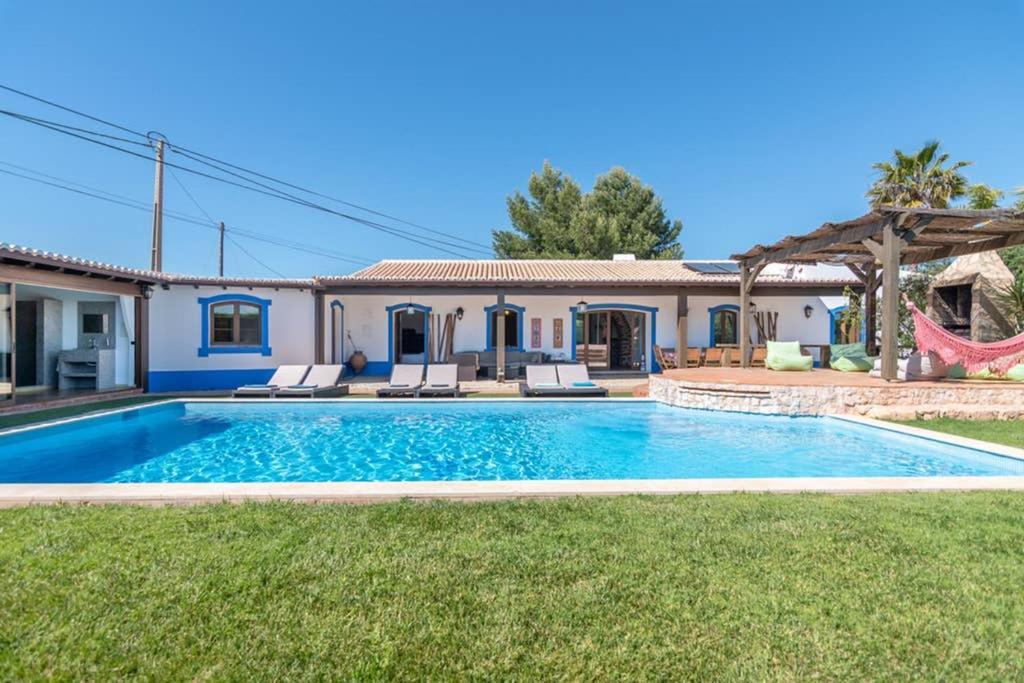 Villa Charme Pera Bagian luar foto